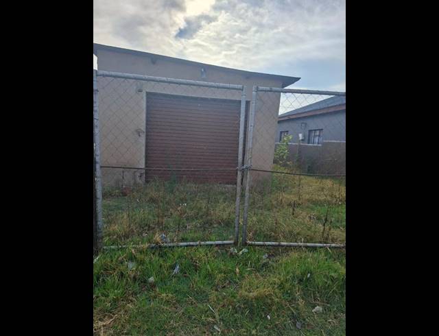 2 BEDROOM HOUSE FOR SALE IN MANKWENG